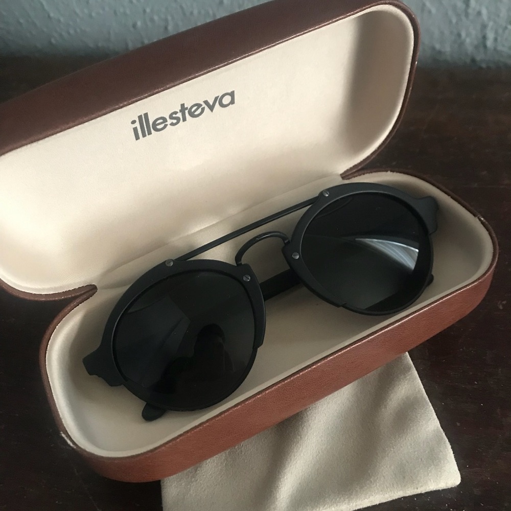 Illesteva Milan II sunglasses